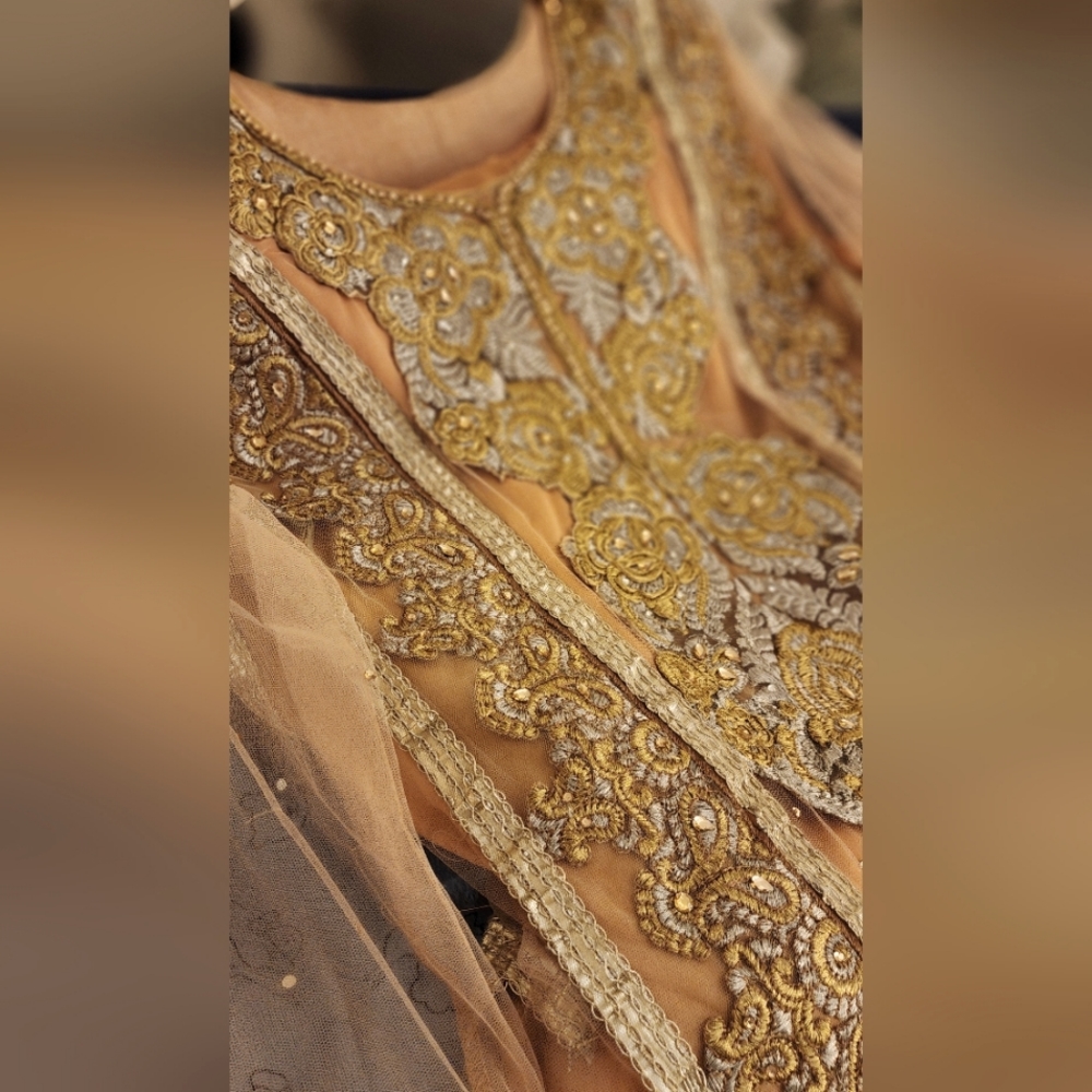 Dusty Coral Pink Embroidered & Embellished Indian Pakistani Salwar Kameez Sz 36